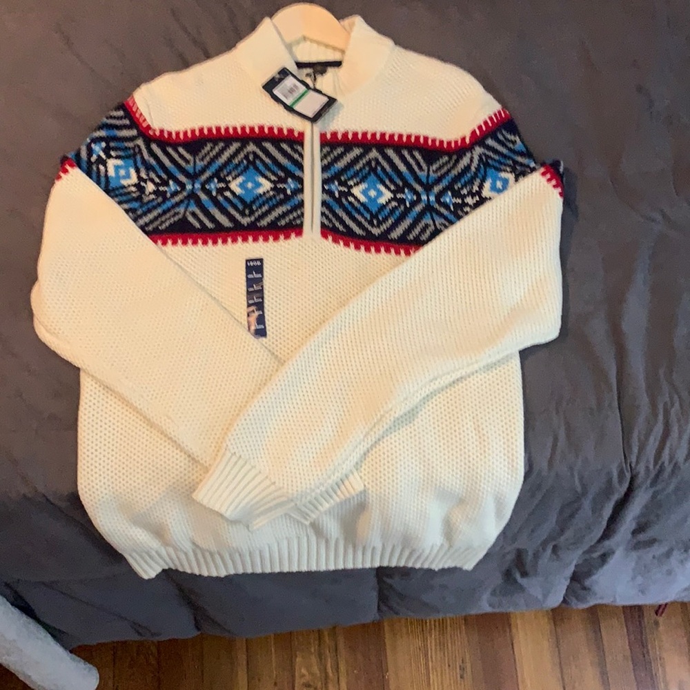 Men's IZOD sweater
